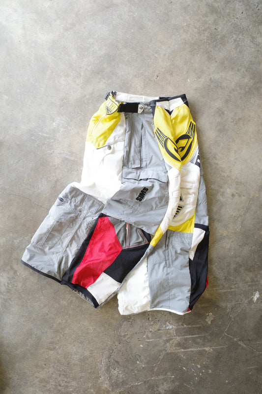 Wide Legged nag nag Pants(L)