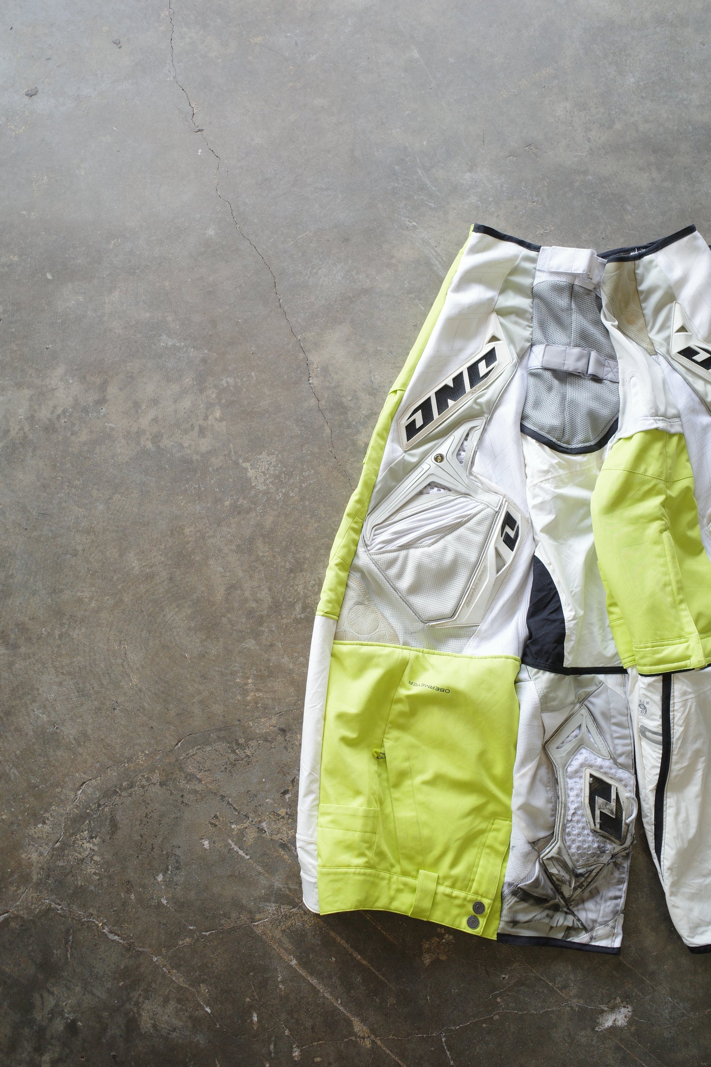 Wide Legged nag nag Pants(L)/made with vintage DNC racing pants
