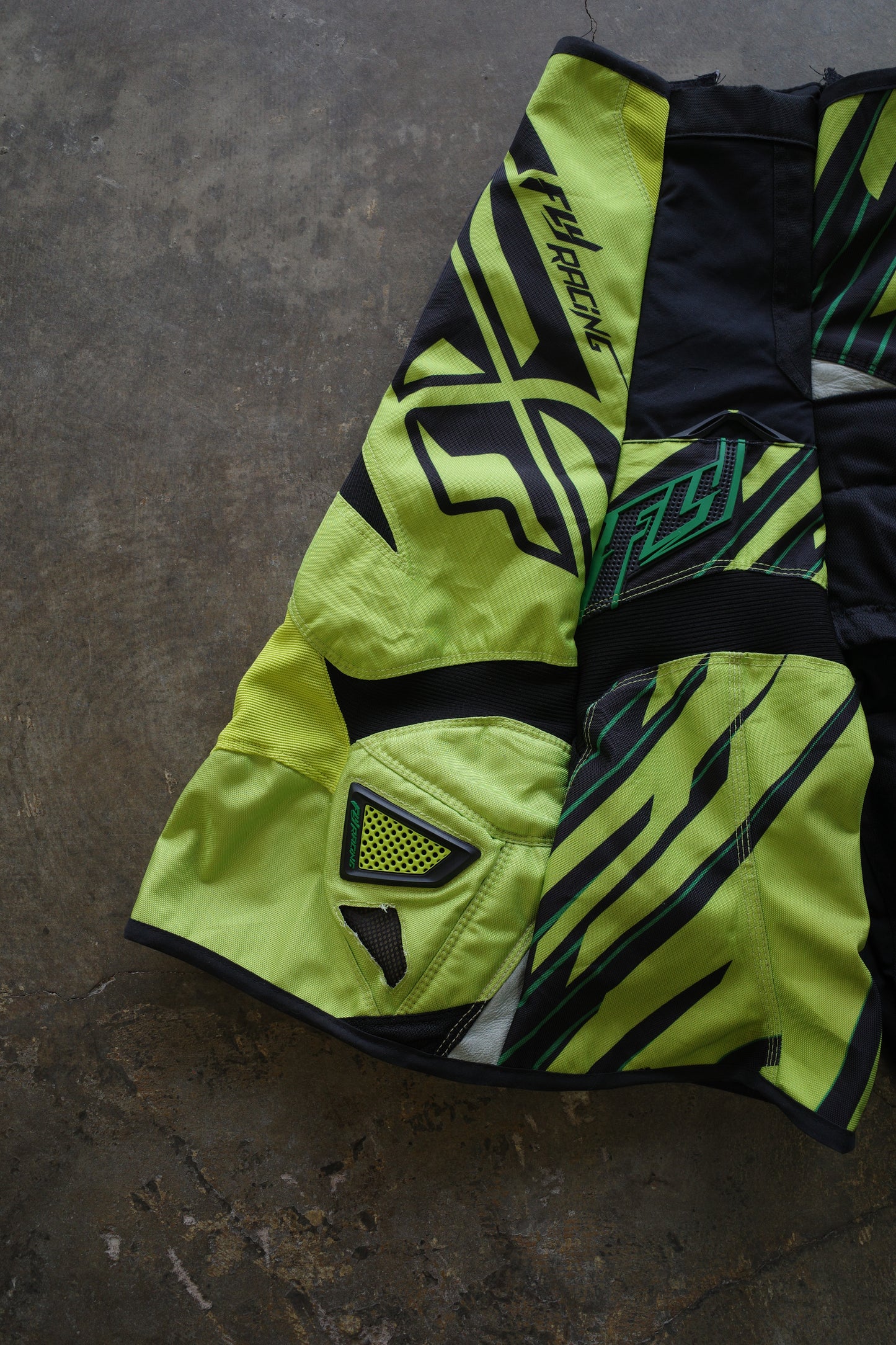 nag nag Baggy Shorts (28)/made from vintage FLY motorcycle racing pants