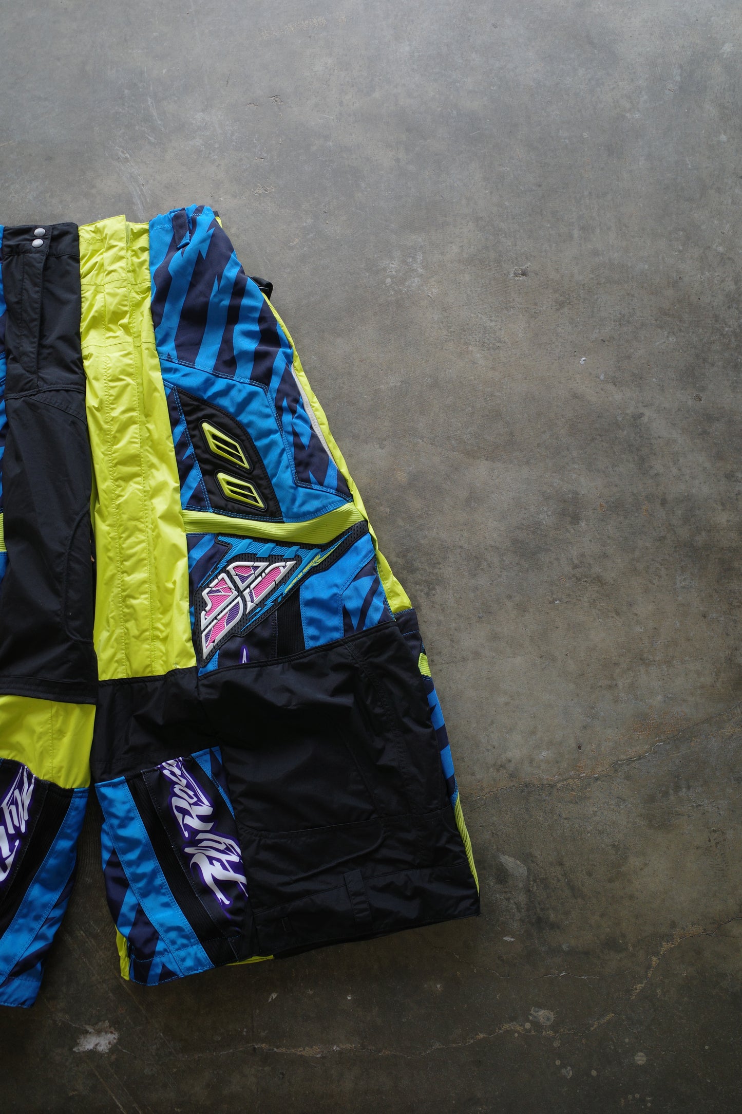 Wide Legged nag nag Pants(L)/made with vintage KINETIC racing pants