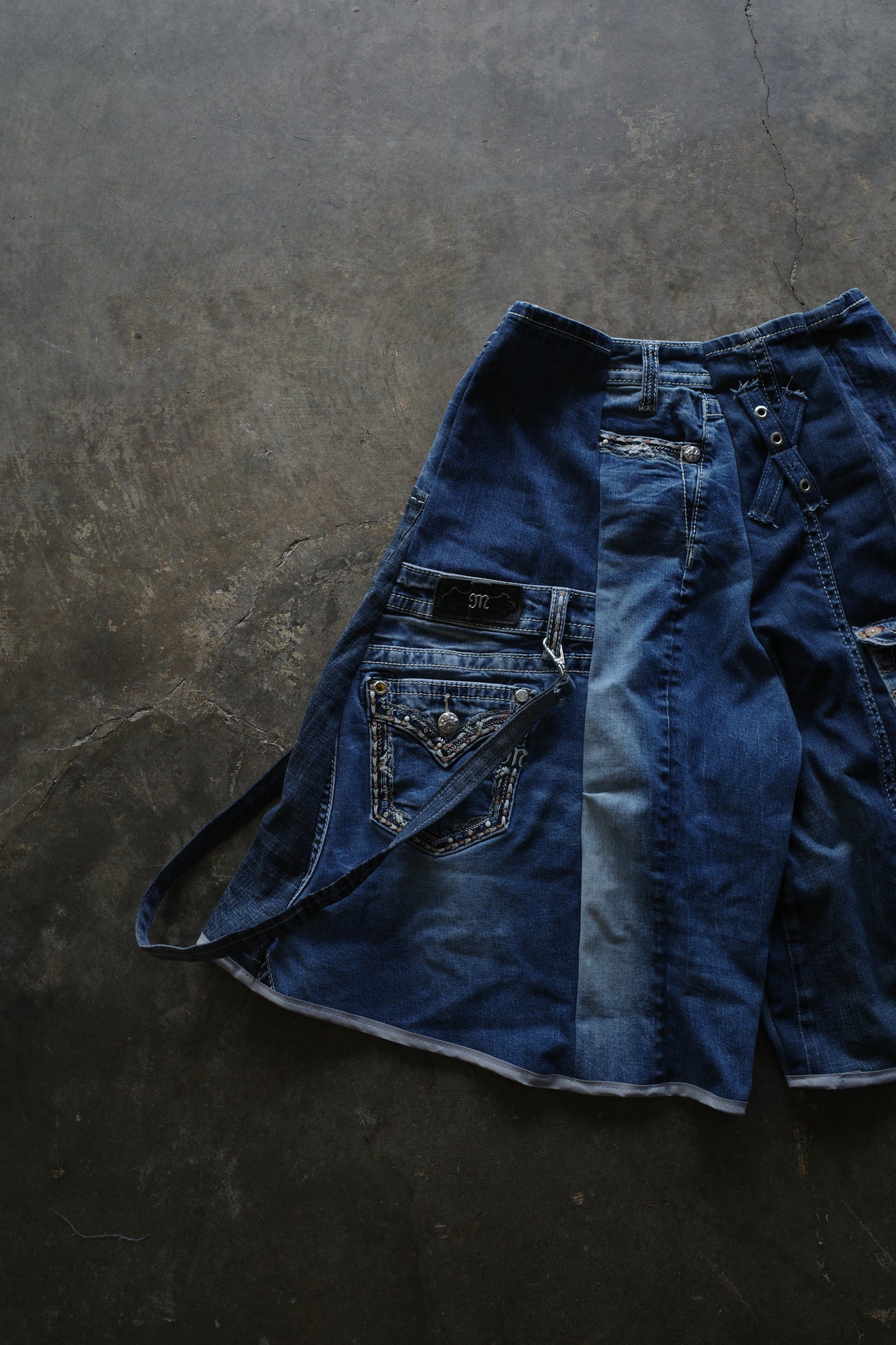 Denim Baggy Shorts (32)/made from vintage Y2K missme jean