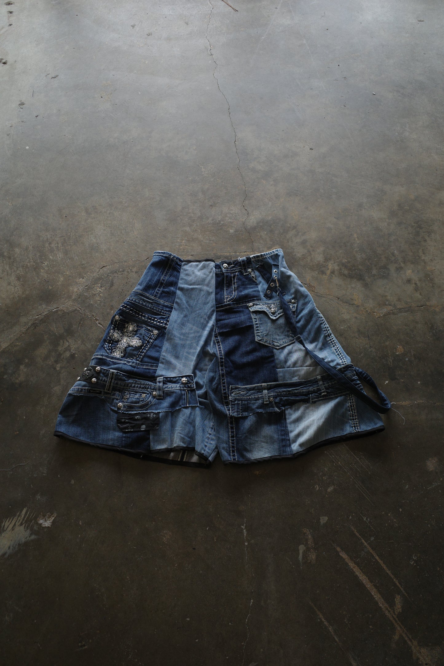 Denim Baggy Shorts (34)/made from vintage Y2K missme jean