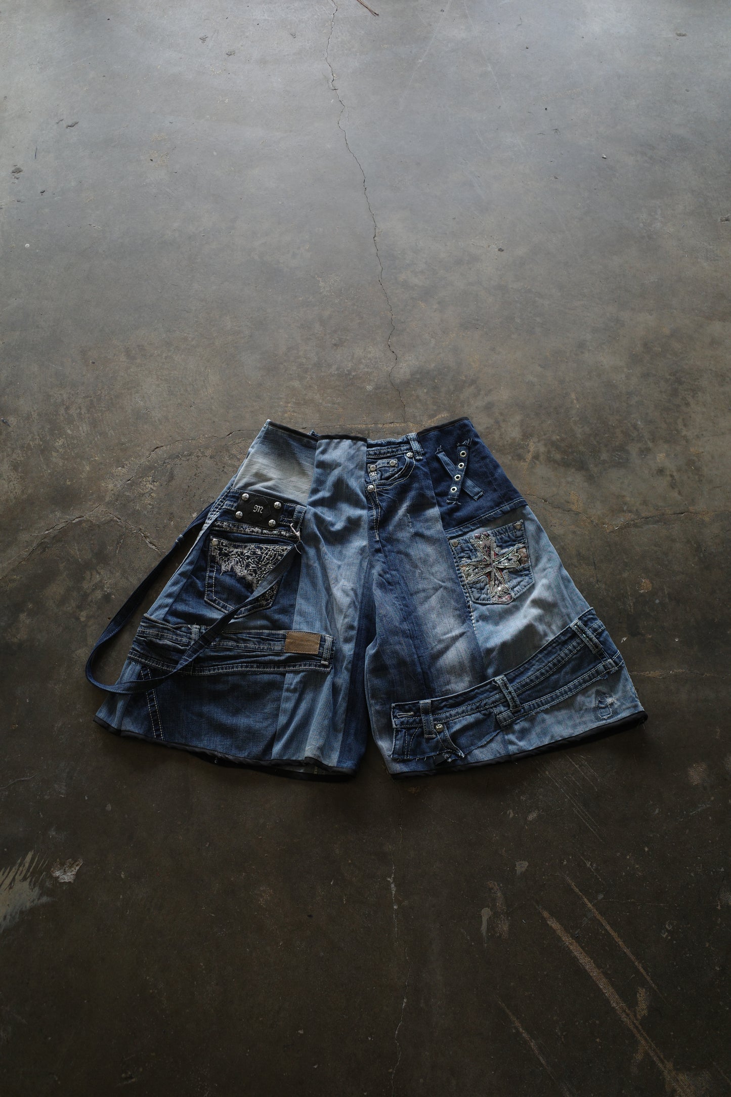 Denim Baggy Shorts (34)/made from vintage Y2K missme jean