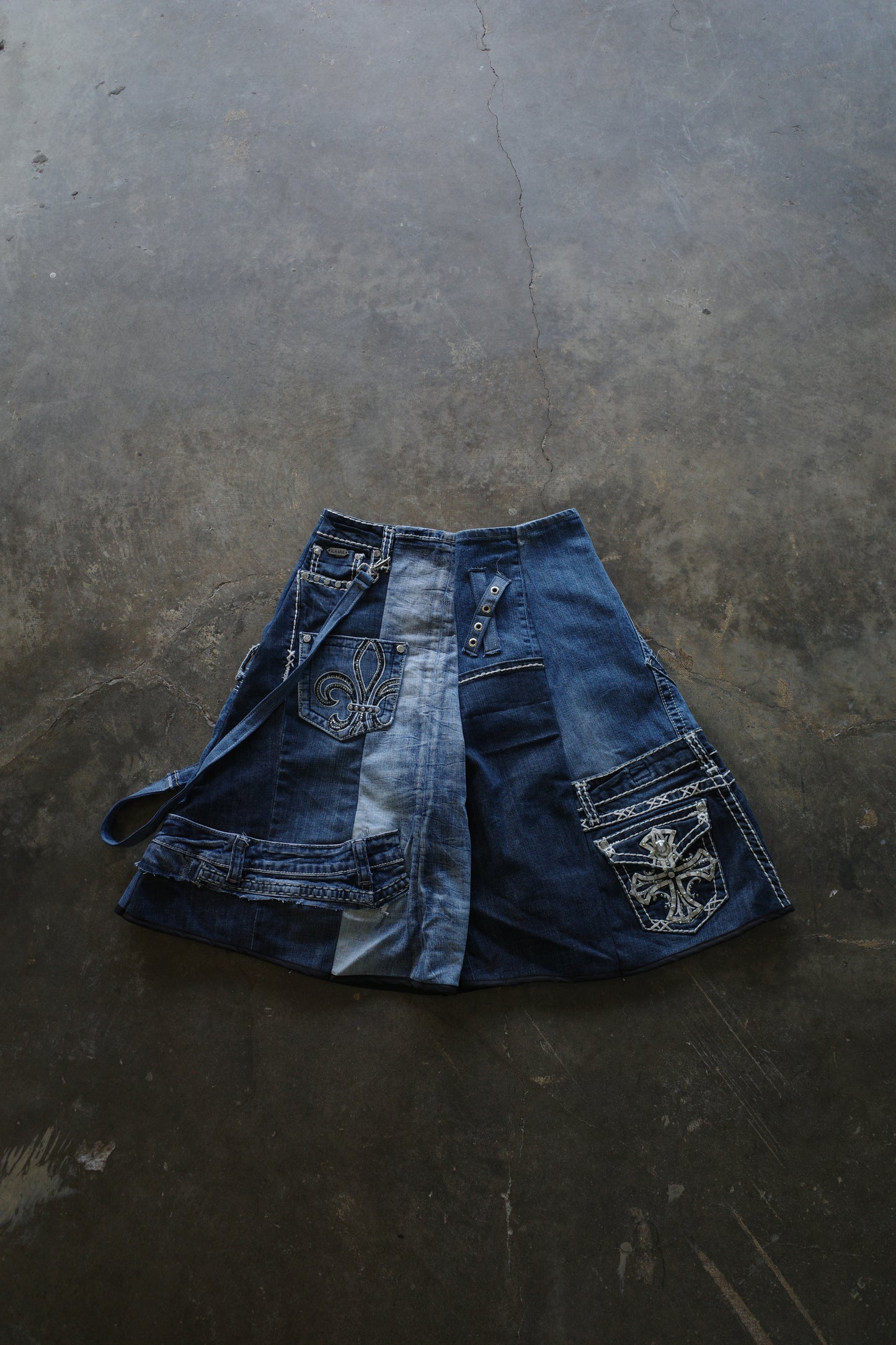 Denim Baggy Shorts (34)/made from vintage Y2K missme jean
