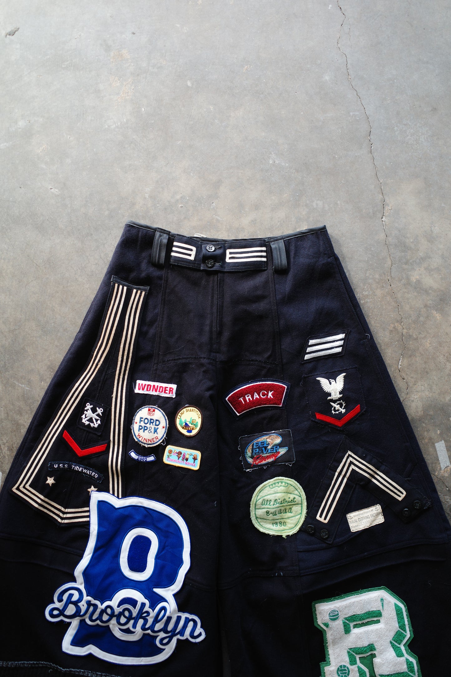 Wide Legged Patched Pants(W32-L) / PWL7