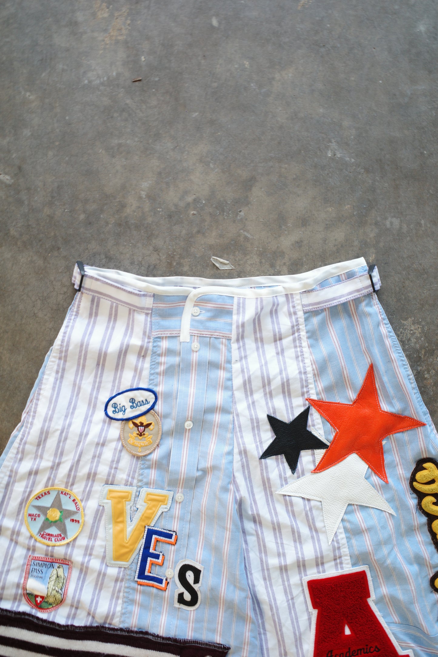BAGGY SHORTS (32) SBS9