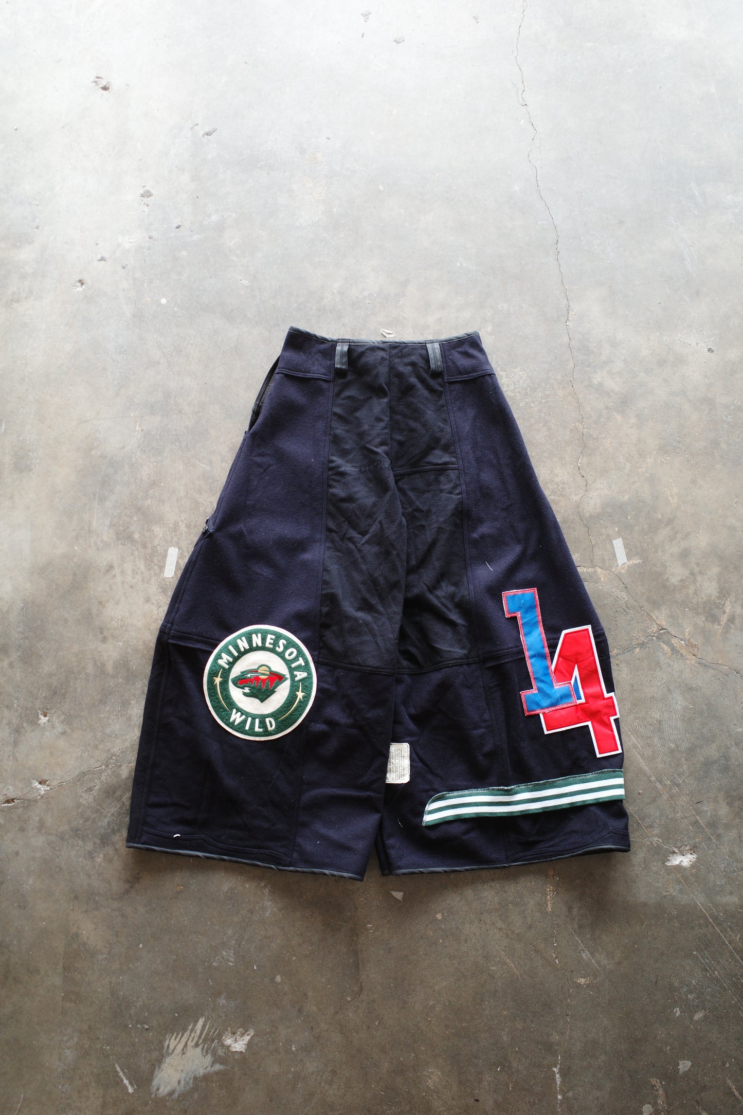 Wide Legged Patched Pants(W32-L) / PWL11