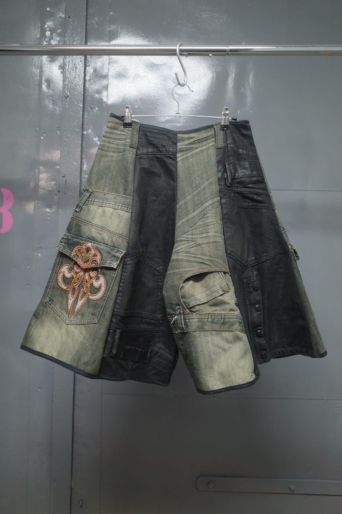 BAGGY SHORTS (32)DBS1